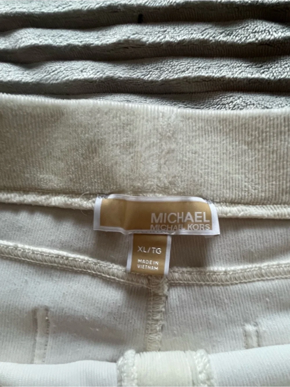 Michael Kors cream cordoroy skinny pants ♡